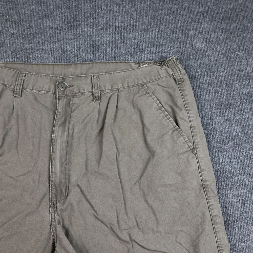 Wrangler Shorts Mens 42 Khaki Chino Pleated Elastic Waist Zip Fly Cotton Casual